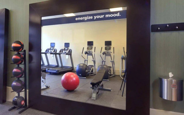 Hilton Garden Inn Raleigh /Crabtree Valley