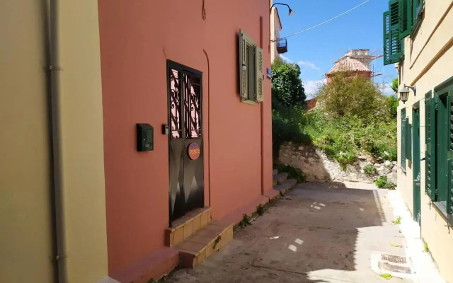 MASTER ROSE STUDIO in old town