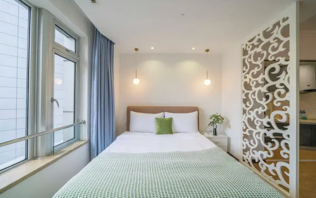 Tyms Xujiahui Stylish 1BR APT