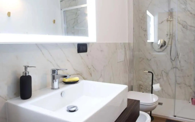 Dandy House on the Arno River