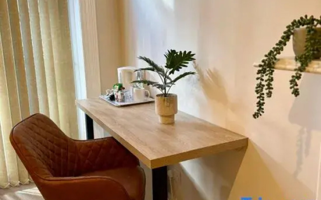 Seaside Escape with Double Bed & Balcony