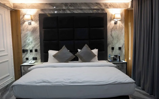 McDons Skye Hotel and Suites