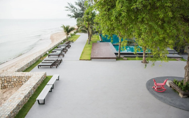 SiamBeach Resort