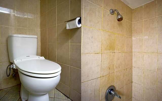 Collection O 1963 Hotel The New Benakutai