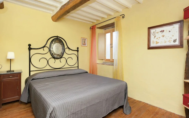 Modern Holiday Home in Zato Italy near Forest