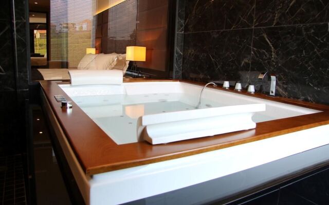 Privilege Hotel & Spa