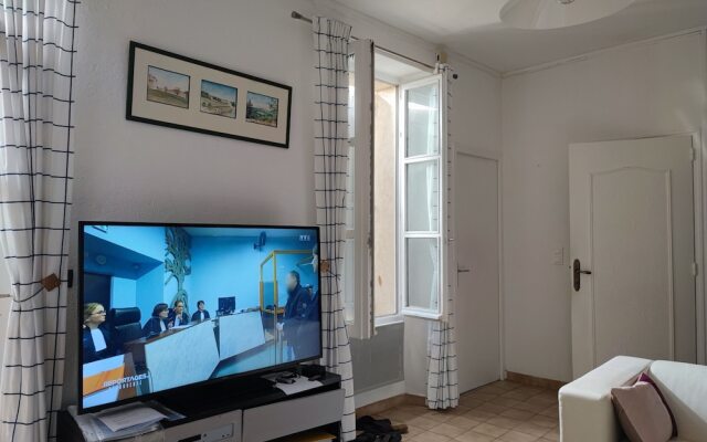 Alexandra Apartments