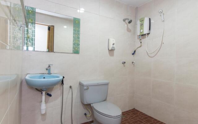 OYO 424 KK Inn Hotel