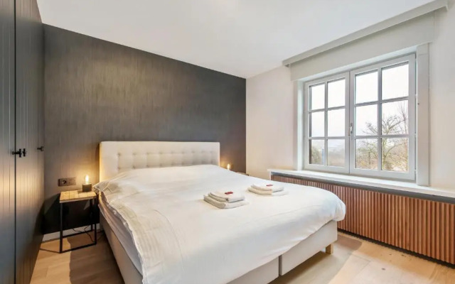 Big modern and bright villa near coast