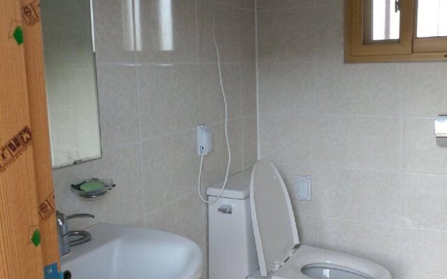 Moji Guest House