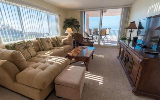 Anna Maria Island Club 20