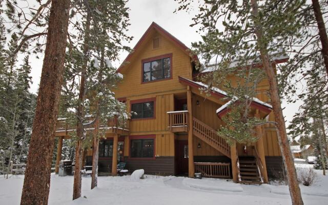 8782 Trappers Crossing by RedAwning