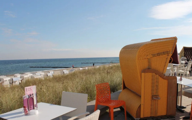 Modern Holiday Home in Steffenshagen With Terrace