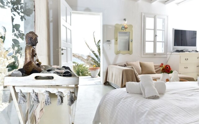 Manu Mykonos  Beach Villas & Bungalows