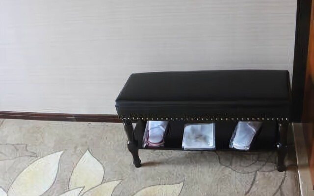 Longteng Shidai Hotel