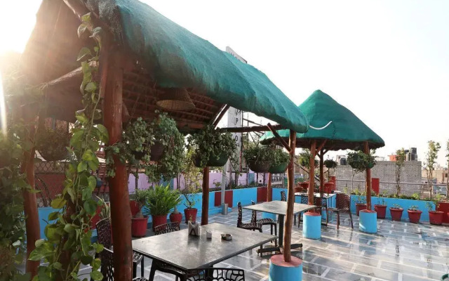 OYO 13653 Hotel Hari Piorko Grand