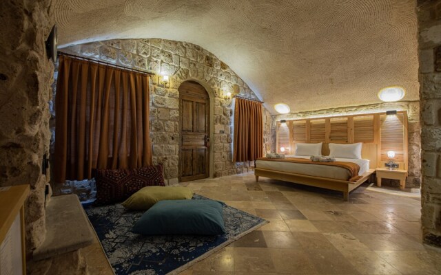 Cappadocia Hobbit House