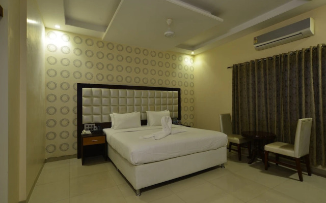 Hotel Jhankar Palace
