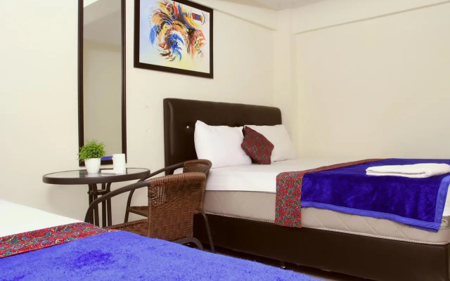 Bantal Guling Pasteur