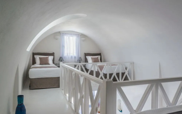 Black Diamond Suites - Adults Only