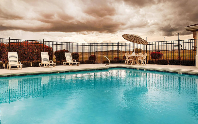 Best Western Inn & Suites