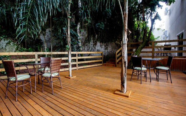 Bombinhas Summer Beach Hotel & Spa