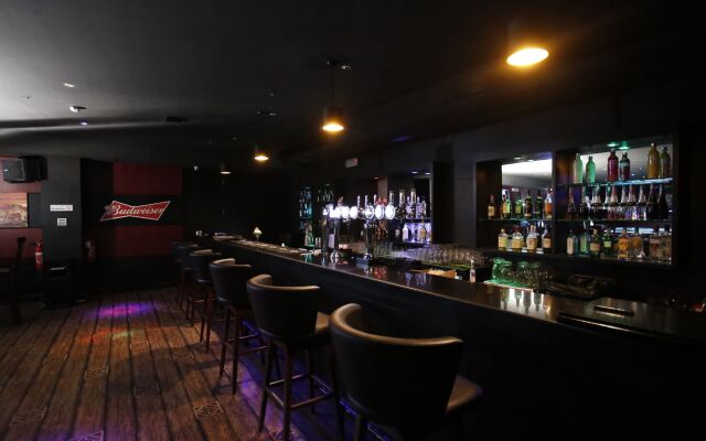 Crystal Palace Hotel