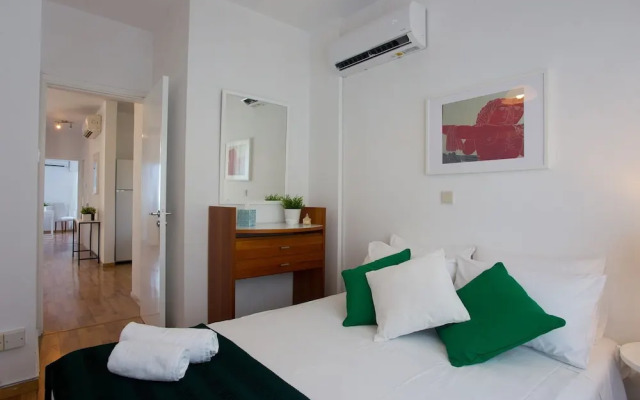 Seaside Luxury Beach Apartment