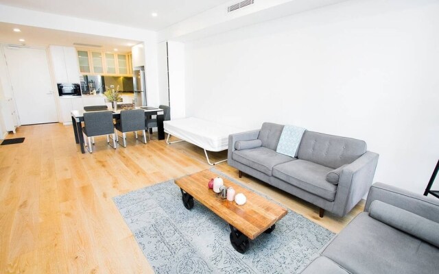 E10 Darling Harbour 2 BDR APT