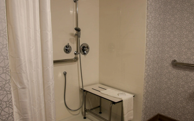 Hampton Inn & Suites Olean