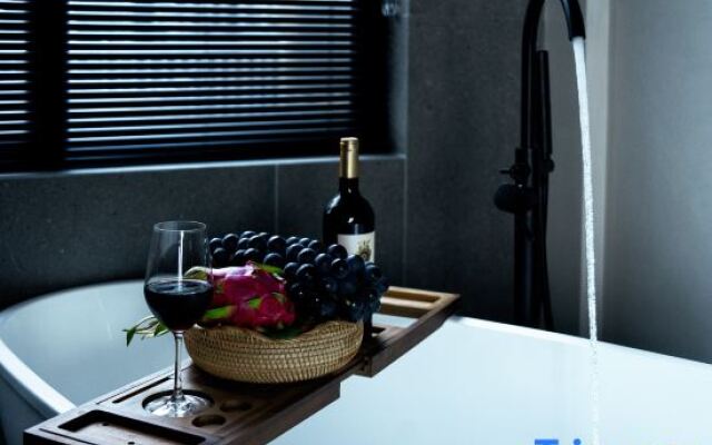 Rongguishan Designer Jiying Space Hualuo Lanjing Art Villa