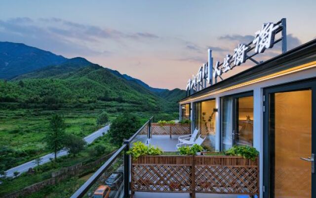 Mountain Streams POSON·Designer Vacation Boutique Inn