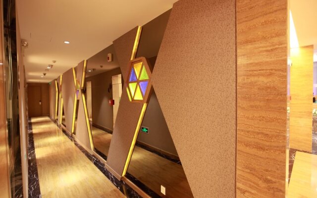 H-Hotel Riverside