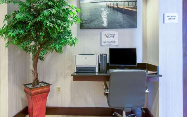 Clarion Hotel & Suites University - Shippensburg