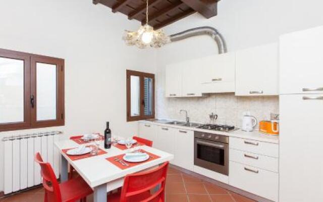 Florence Apartments - Tower