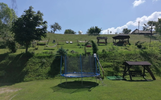 Pensiunea Dealul Frumos