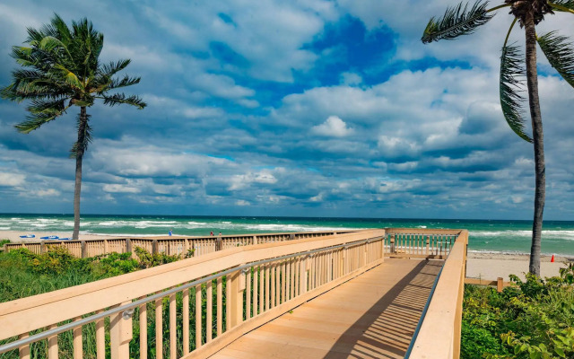 Design Suites Hollywood Beach