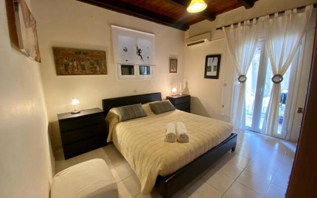 Themis apartment