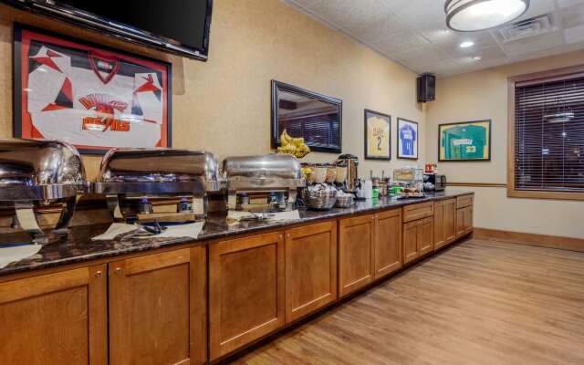 Best Western Plus Dubuque Hotel & Conference Center