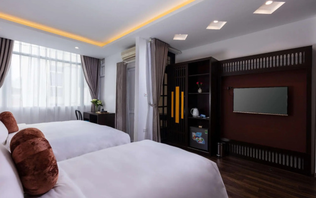 B & B Hanoi Hotel & Travel