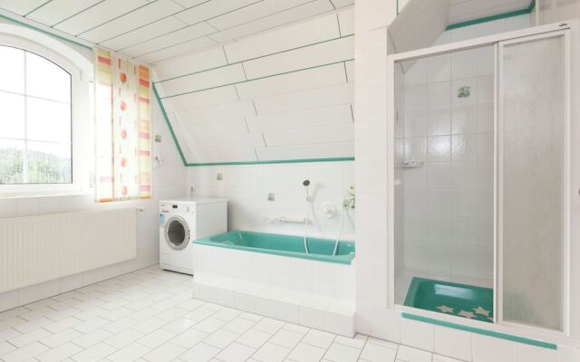 Cozy Apartment in Gerolstein with Garden