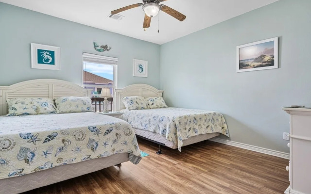 Outlaw's Inn 3 Bedroom Home