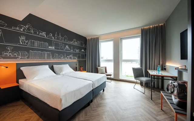 LOGINN Hotel Köln Airport