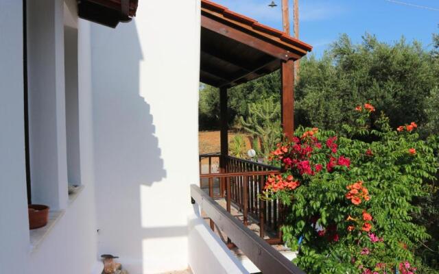 Oliaria Apartments