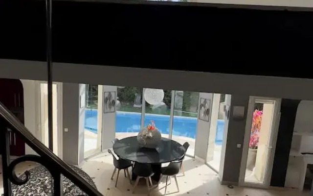 Villa confort et piscine