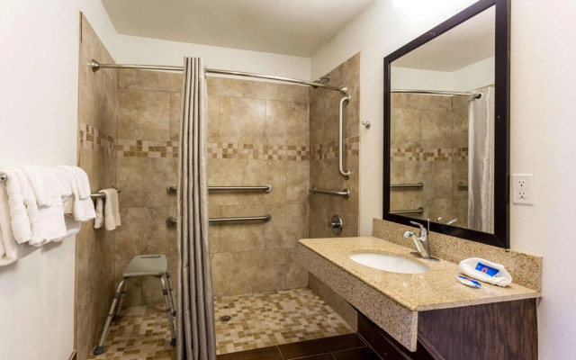 Motel 6 Bryan, TX - College Station