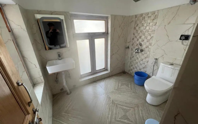 Skyland Guest House