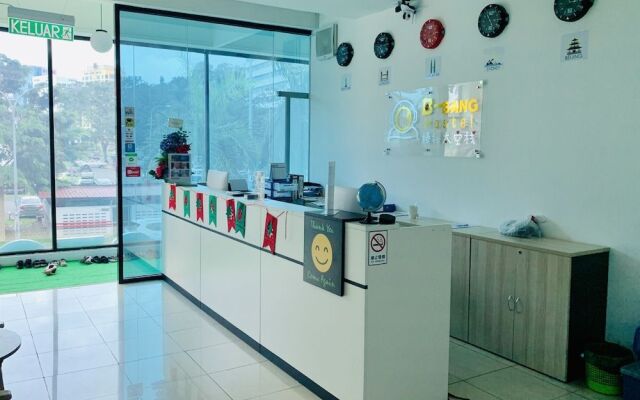 SPOT ON 89900 Jesselton Capsule Inn