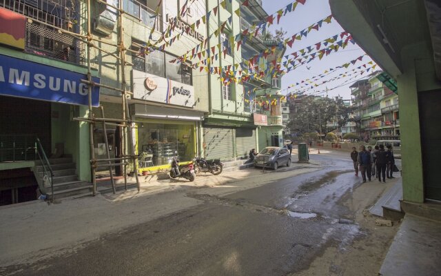 OYO 28171 Kava Suites