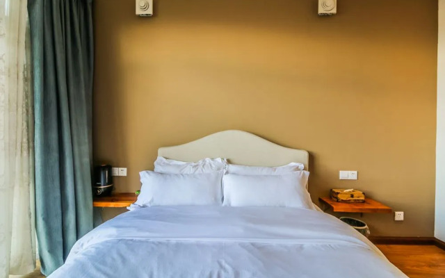 Zizai Garden Traveling with Hotel